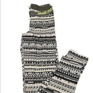 s women nike pro dri-fit leggings